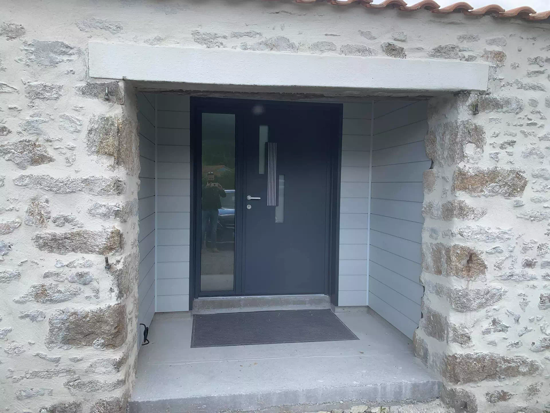 pose-porte-dentree-smcbois-leslucsusrboulogne (8) pose-porte-dentree-smcbois-leslucsusrboulogne (8)