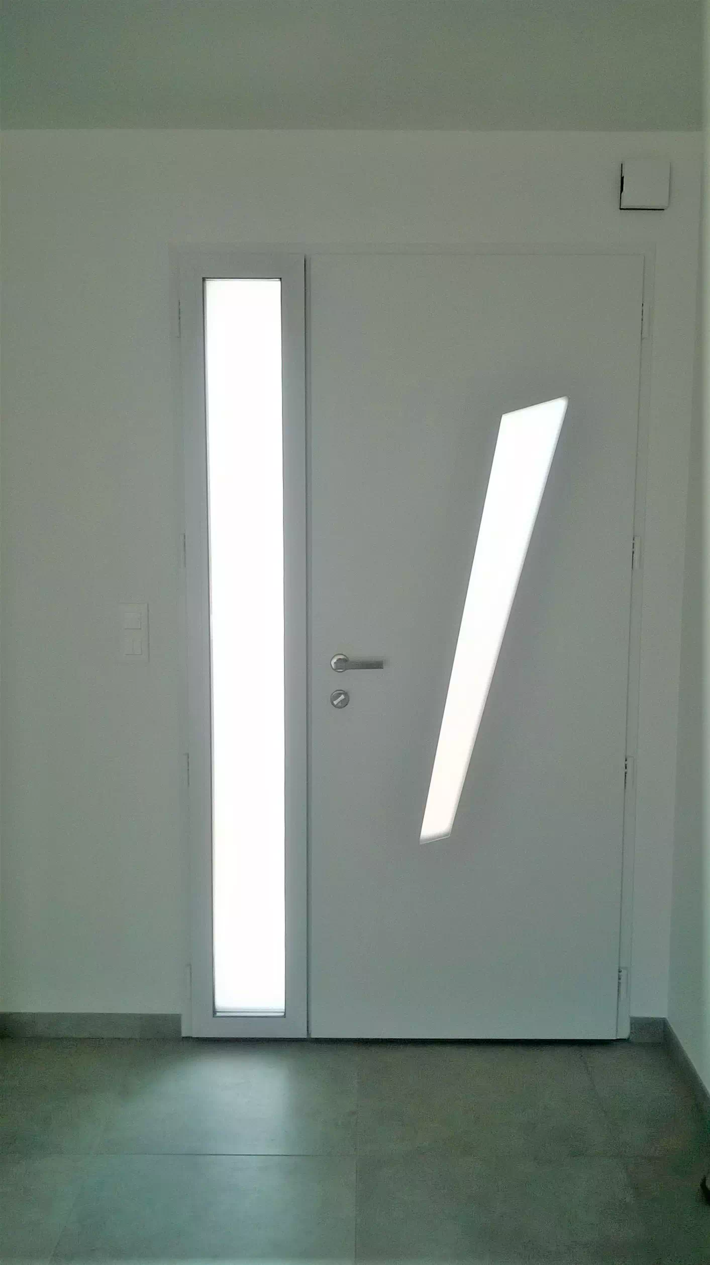 pose-porte-dentree-smcbois-leslucsusrboulogne (9) pose-porte-dentree-smcbois-leslucsusrboulogne (9)