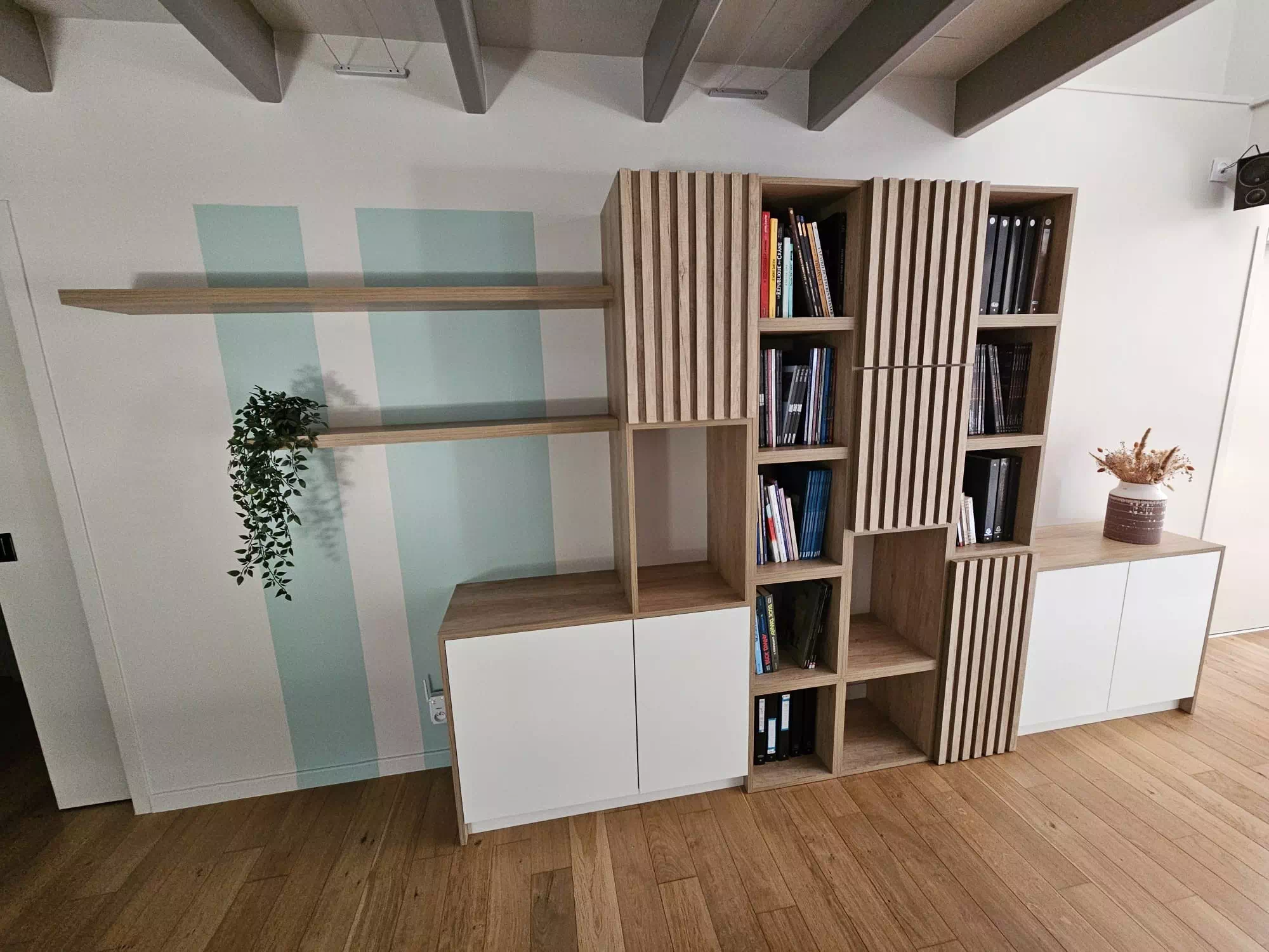 realisation-bibliotheque-smcbois-leslucsusrboulogne (3) realisation-bibliotheque-smcbois-leslucsusrboulogne (3)