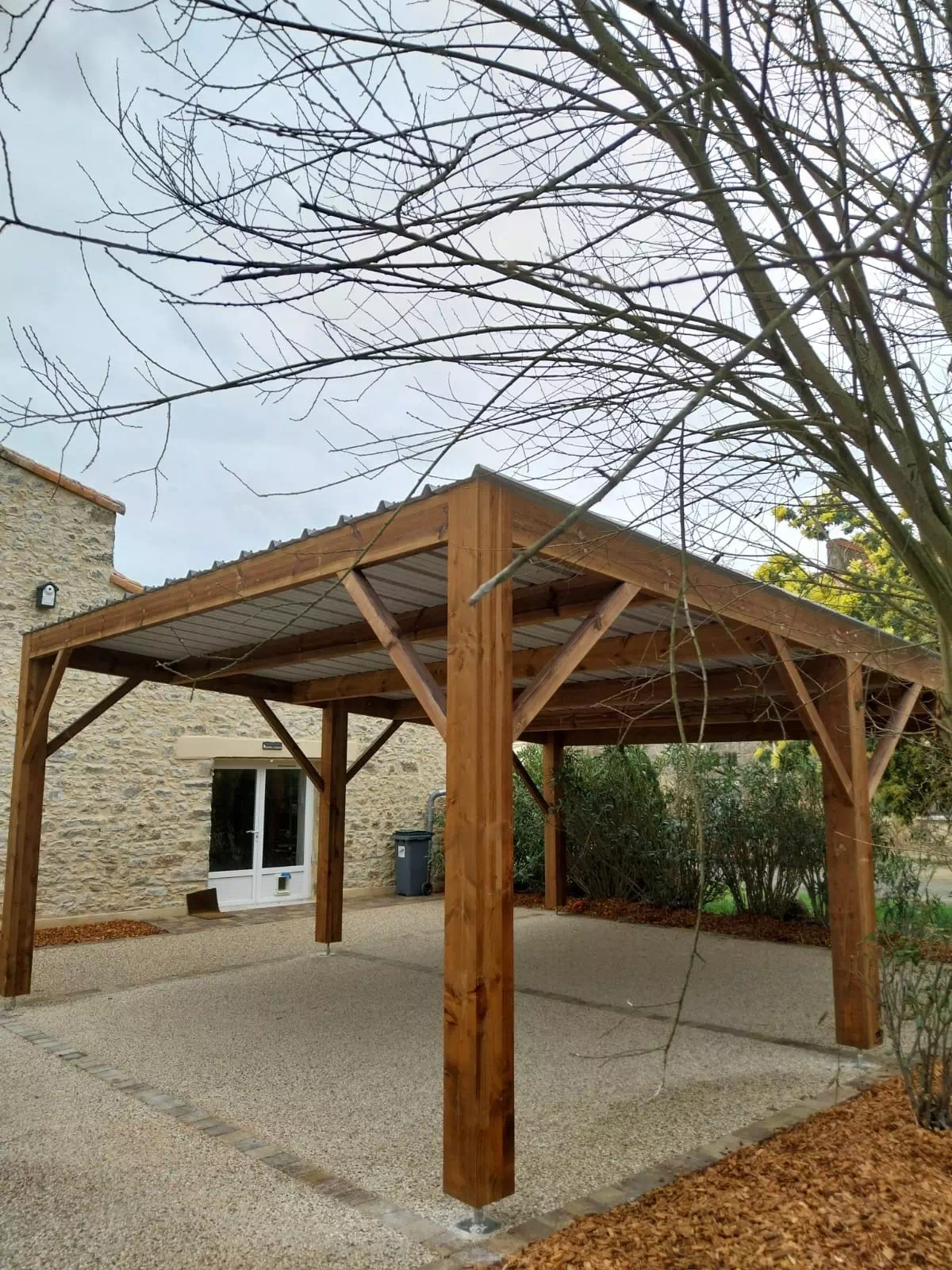 realisation-carport-smcbois-leslucsusrboulogne (2) realisation-carport-smcbois-leslucsusrboulogne (2)